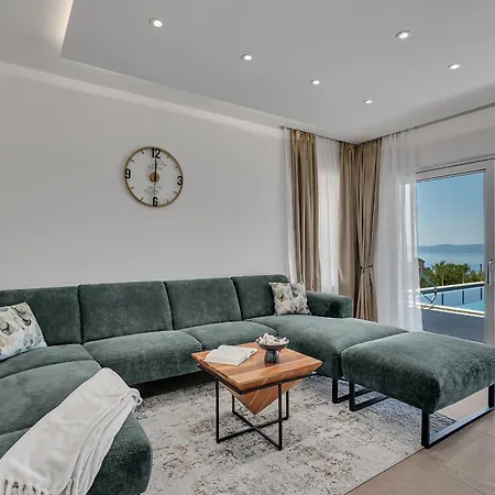 Solas Lux Makarska -
