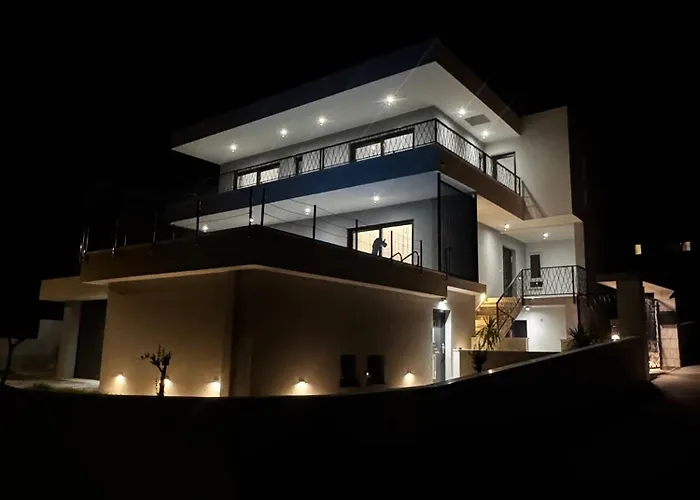 Vila Solas Lux Makarska - *