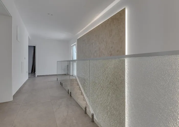 Vila Solas Lux Makarska - *