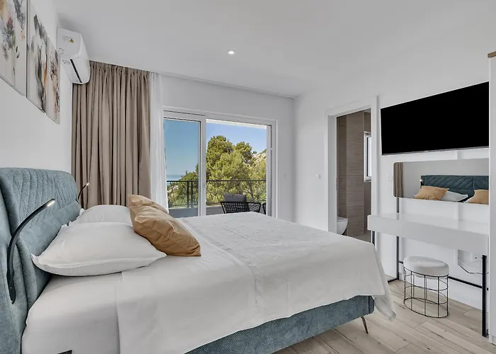 Vila Solas Lux Makarska - *