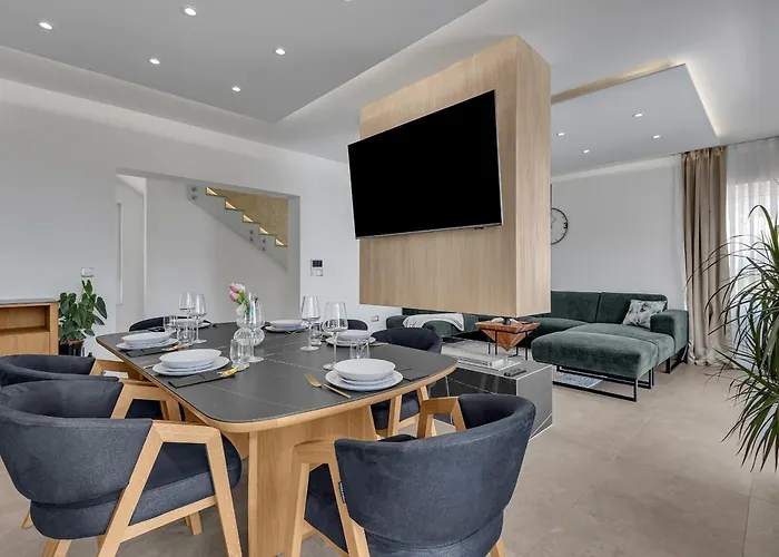 Vila Solas Lux Makarska - *